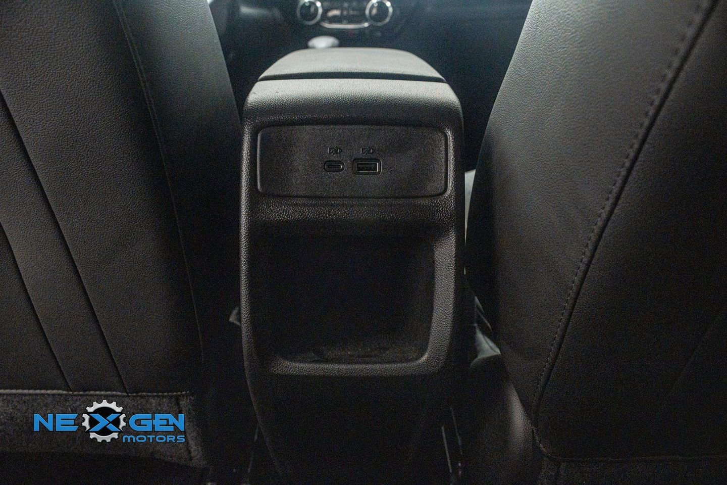 Used 2025 Chevrolet Trax LT w/ Driver Confidence Package image 28