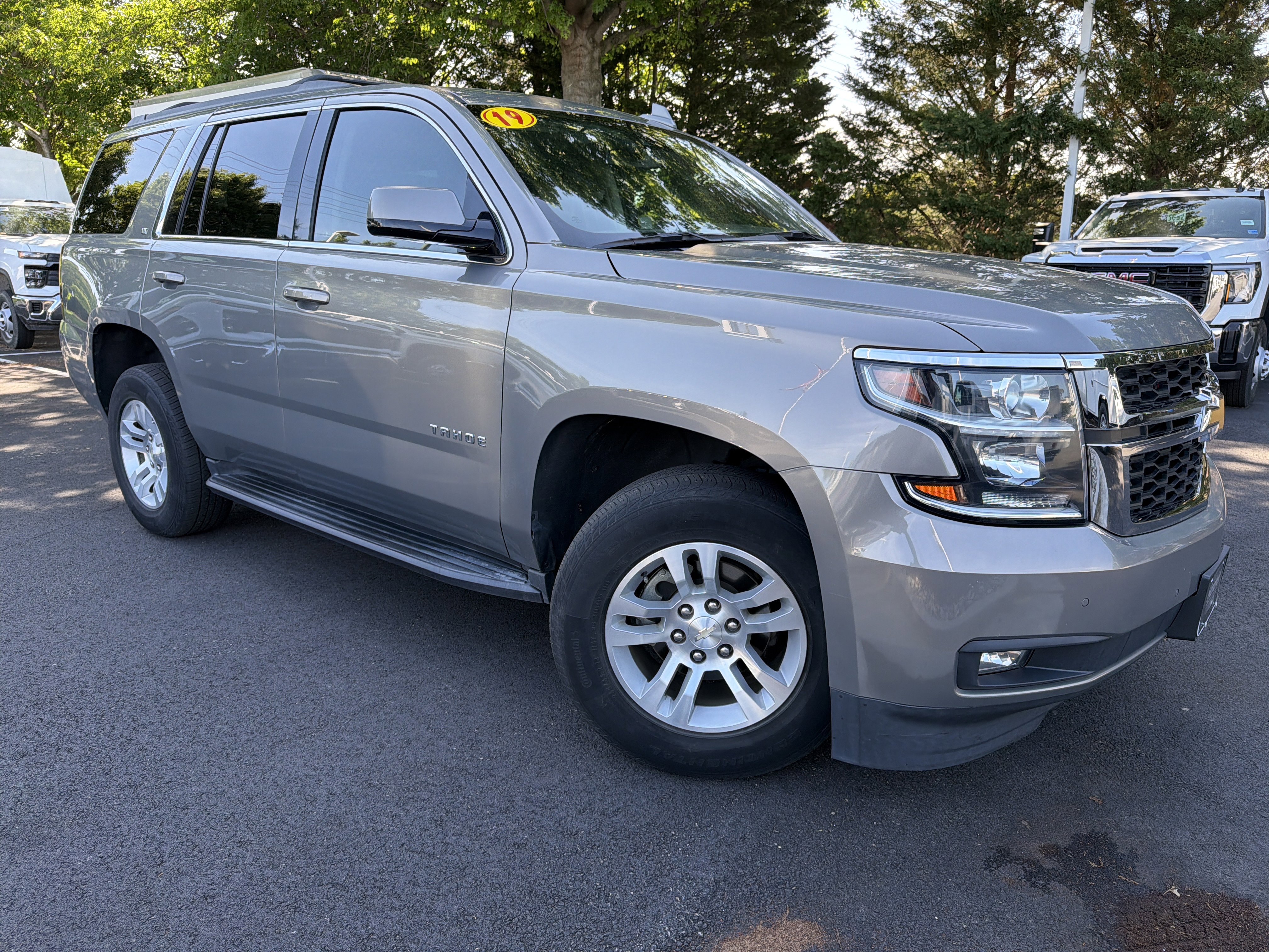 Used 2019 Chevrolet Tahoe LT AWD/4WD image 2