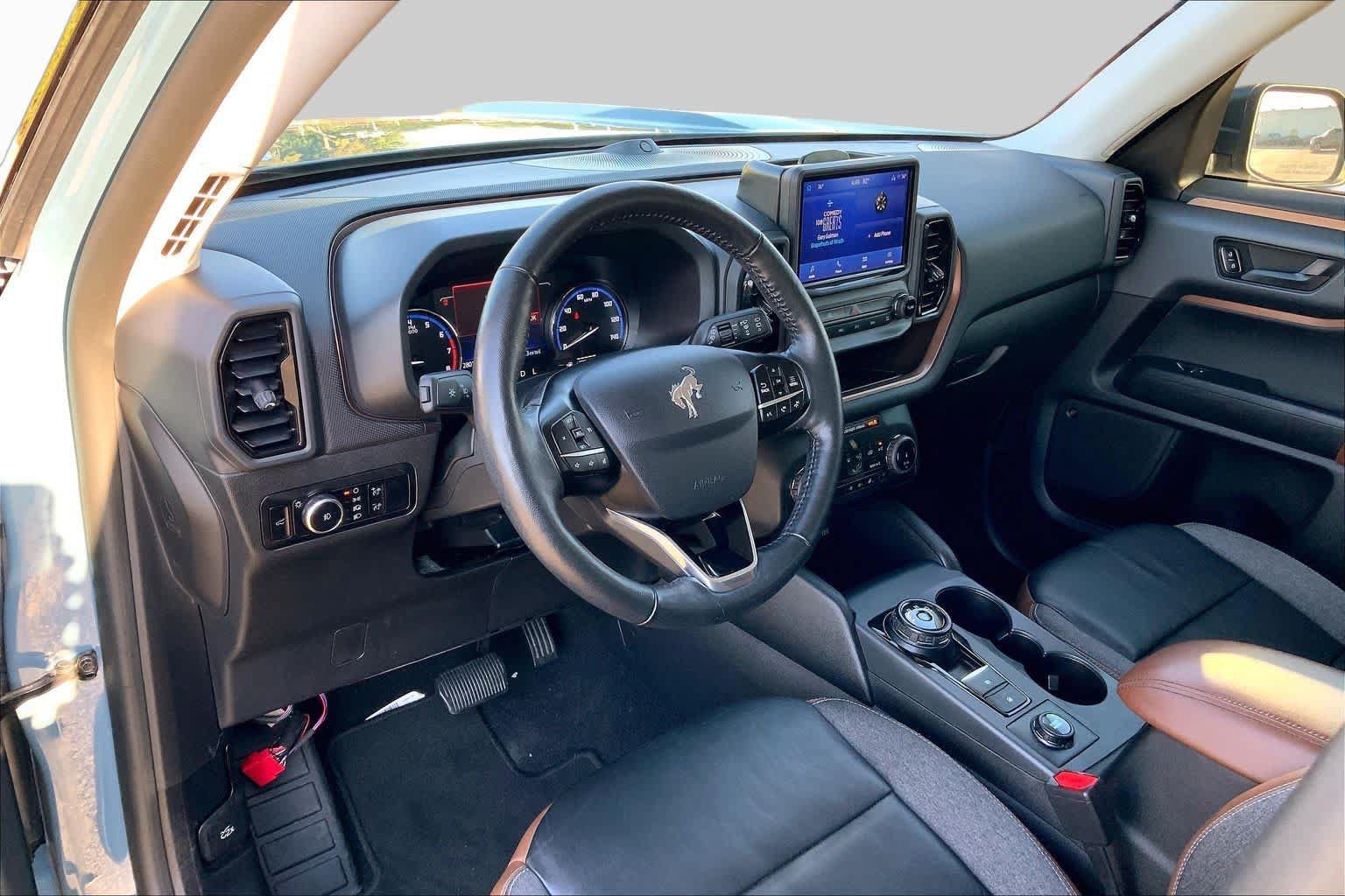 Used 2023 Ford Bronco Sport Outer Banks w/ Tech Package AWD/4WD image 18