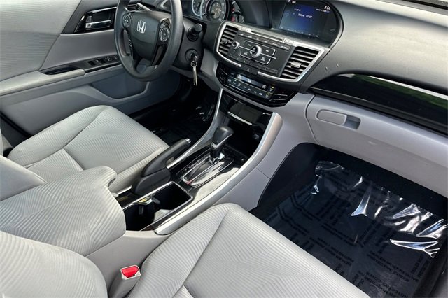 Used 2017 Honda Accord LX image 18