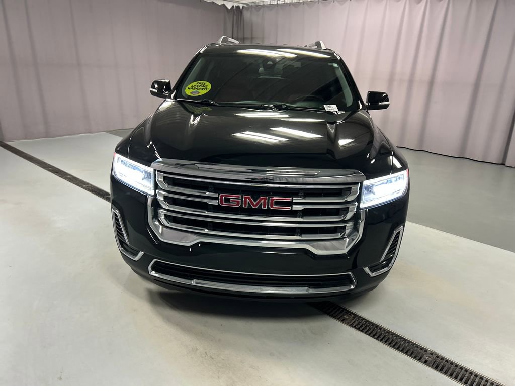 Used 2023 GMC Acadia SLE w/ Driver Convenience Package image 2