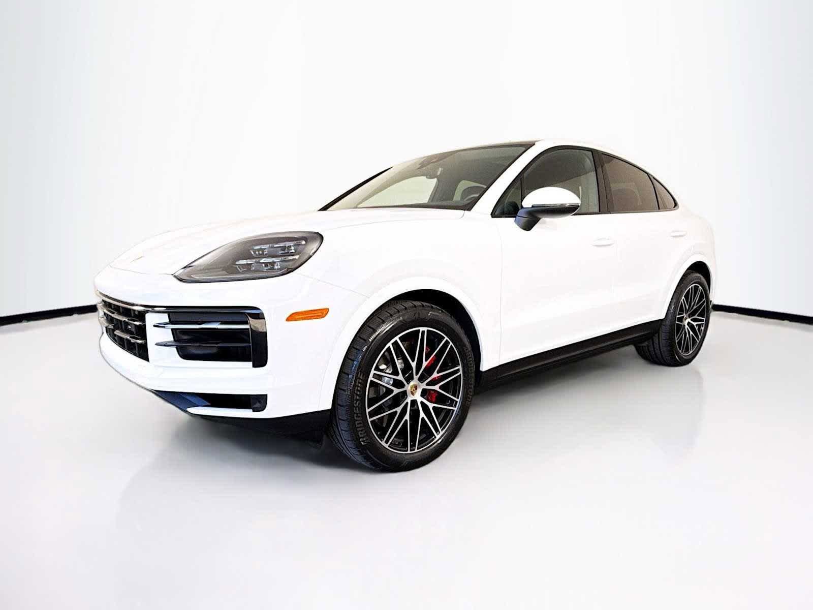 Certified 2024 Porsche Cayenne S image 1