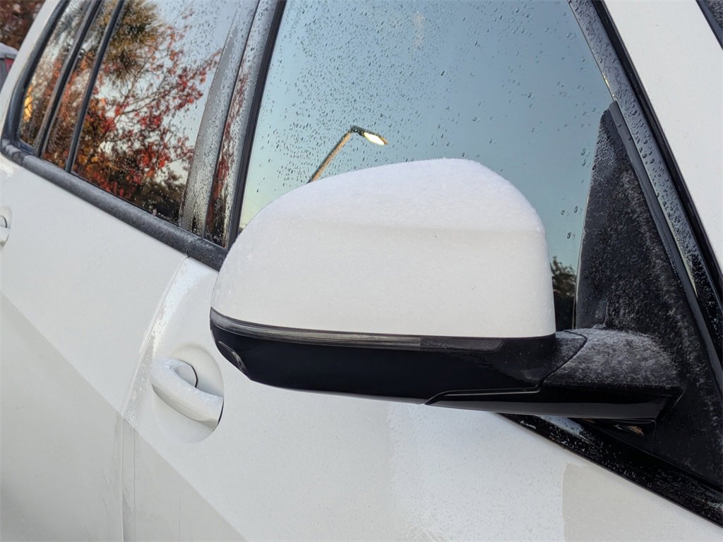 Used 2023 BMW X7 xDrive40i w/ Executive Package image 12