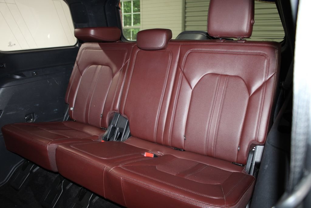 Used 2022 Ford Expedition Limited AWD/4WD image 26