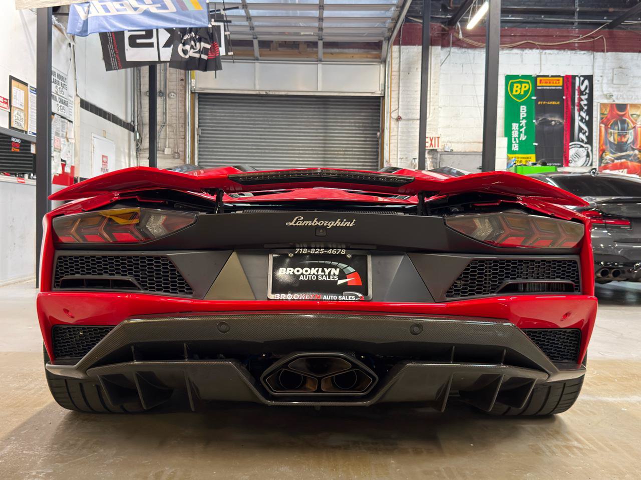 Used 2019 Lamborghini Aventador S AWD/4WD image 8