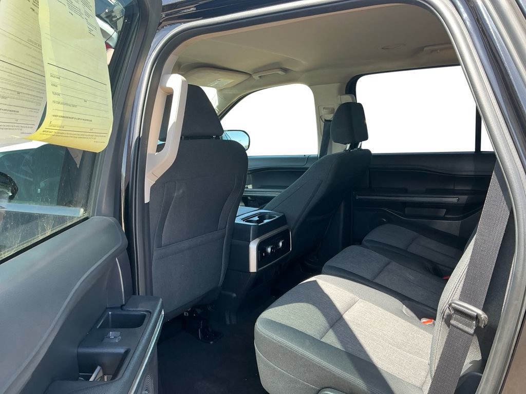 Used 2024 Ford Expedition XLT RWD image 21