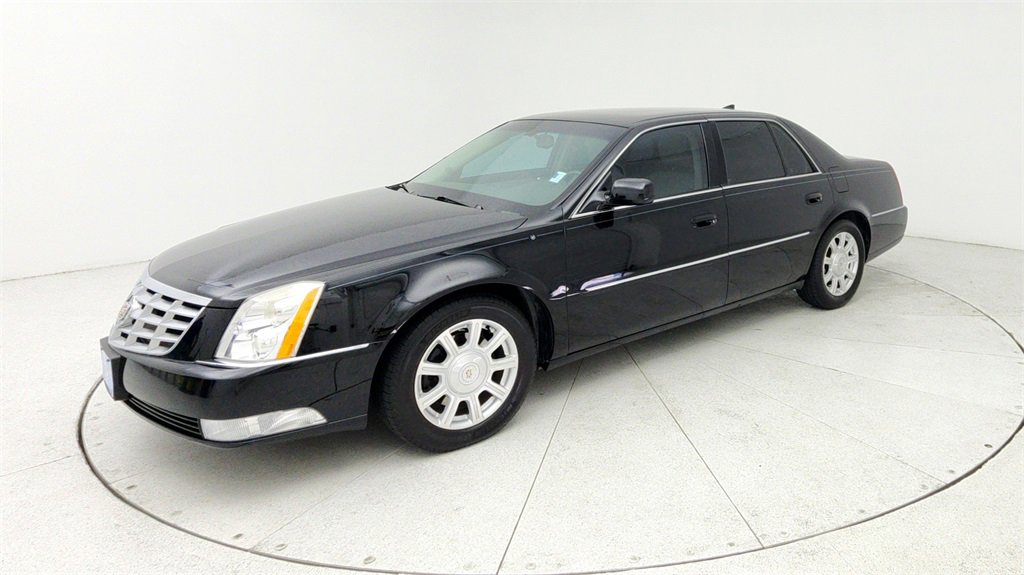 Used 2011 Cadillac DTS image 5