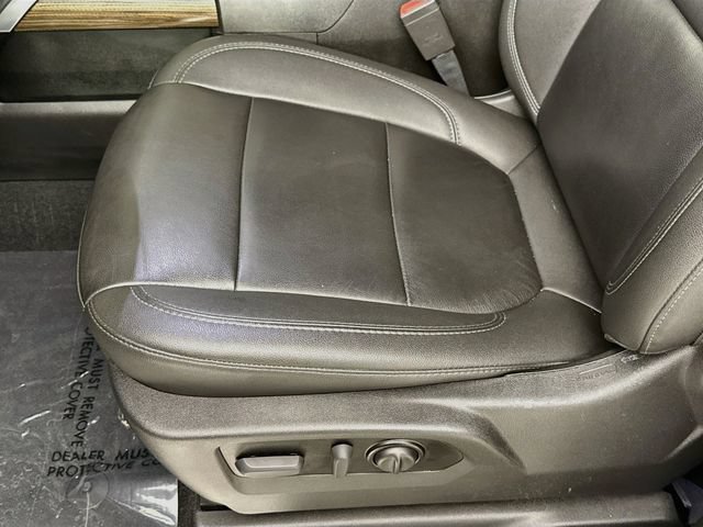 Used 2022 Chevrolet Silverado 3500 LT w/ All Star Edition AWD/4WD image 19