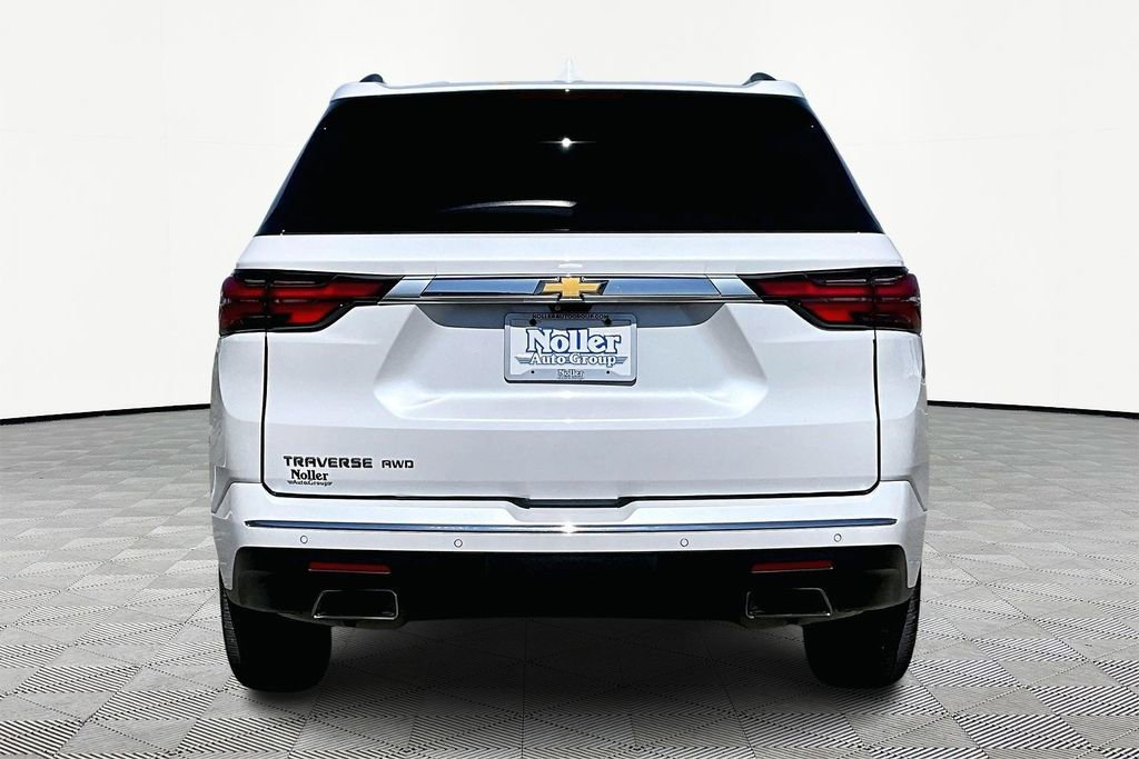 Used 2023 Chevrolet Traverse High Country image 4