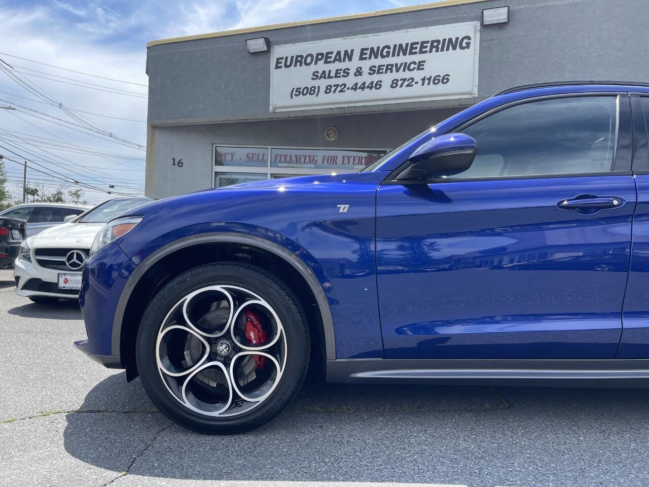 Used 2022 Alfa Romeo Stelvio Ti image 11