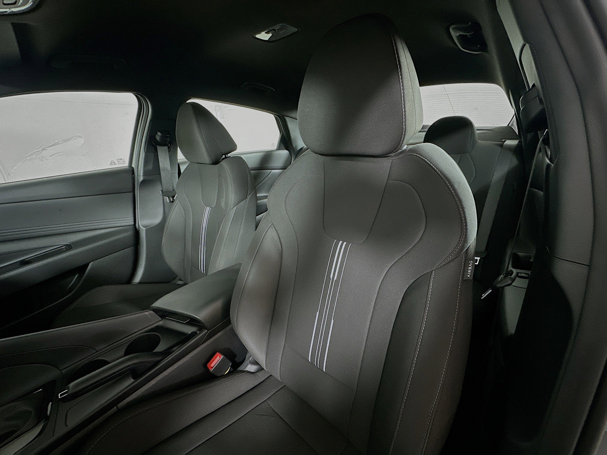 Certified 2026 Hyundai Elantra Sport FWD image 19
