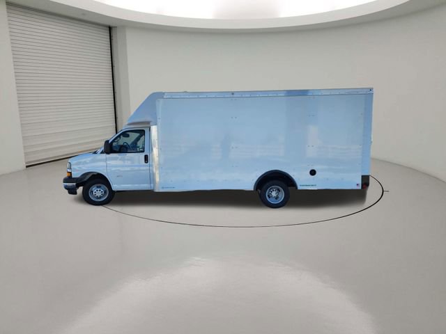 New 2026 Chevrolet Express 3500 w/ Power Convenience Package image 4