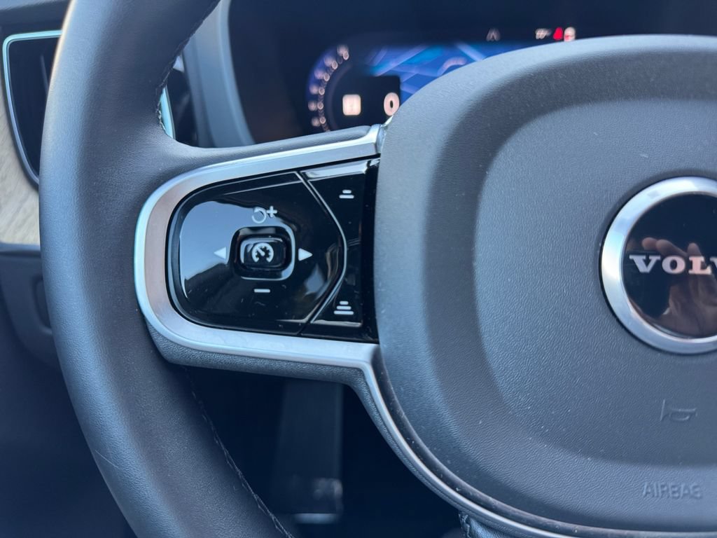 Certified 2026 Volvo XC60 B5 Plus AWD/4WD image 14