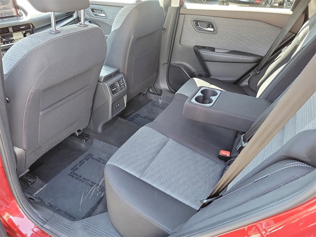 Used 2021 Nissan Rogue SV image 20