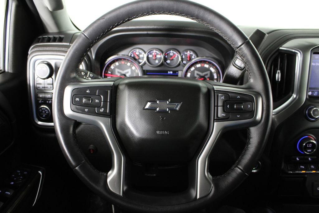 Used 2022 Chevrolet Silverado 1500 RST w/ Safety Package AWD/4WD image 8