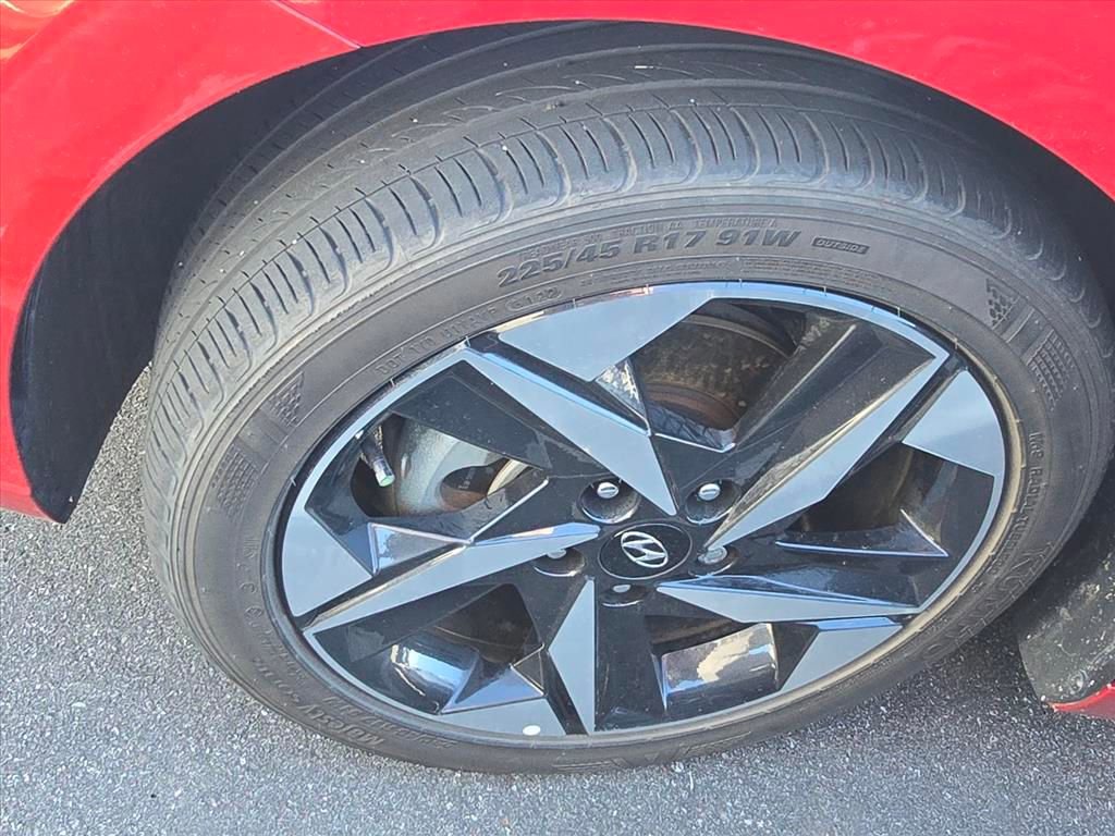 Certified 2023 Hyundai Elantra SEL w/ Convenience Package image 6