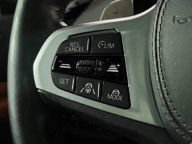 Used 2021 BMW X5 xDrive40i w/ M Sport Package AWD/4WD image 27