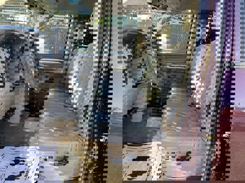 Used 2004 Dodge Ram 3500 Truck SLT w/ Trailer Tow Group AWD/4WD image 9