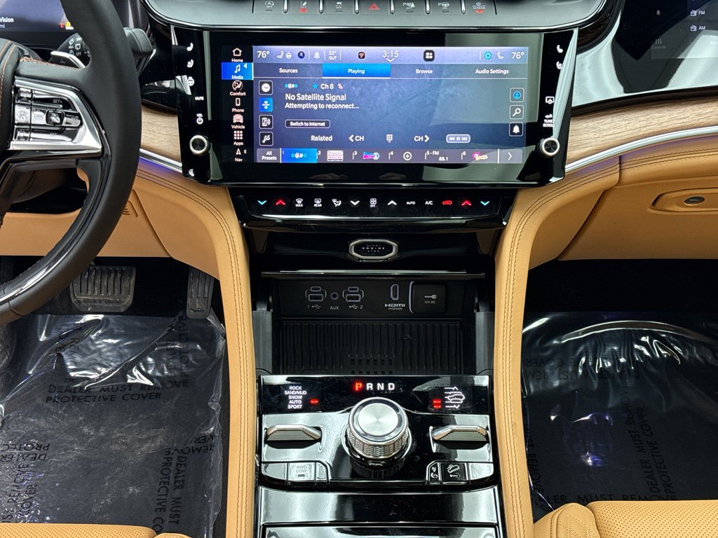 New 2026 Jeep Grand Cherokee Summit image 10