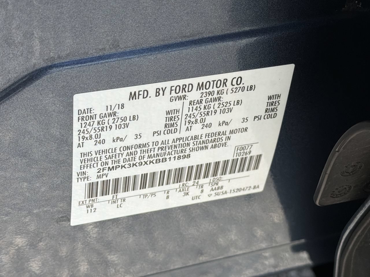 Used 2019 Ford Edge Titanium FWD image 34