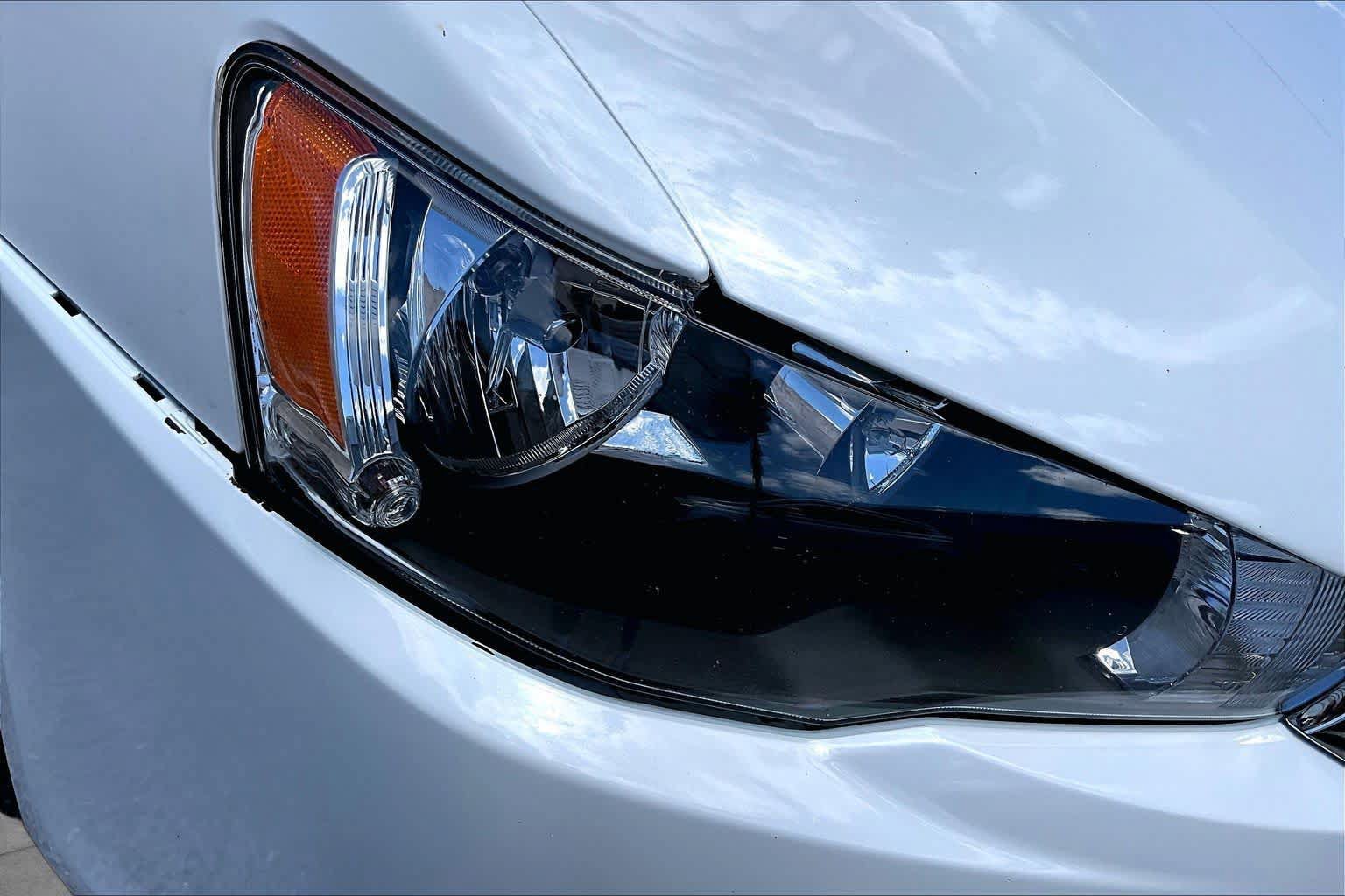 Used 2017 Mitsubishi Lancer ES FWD image 27