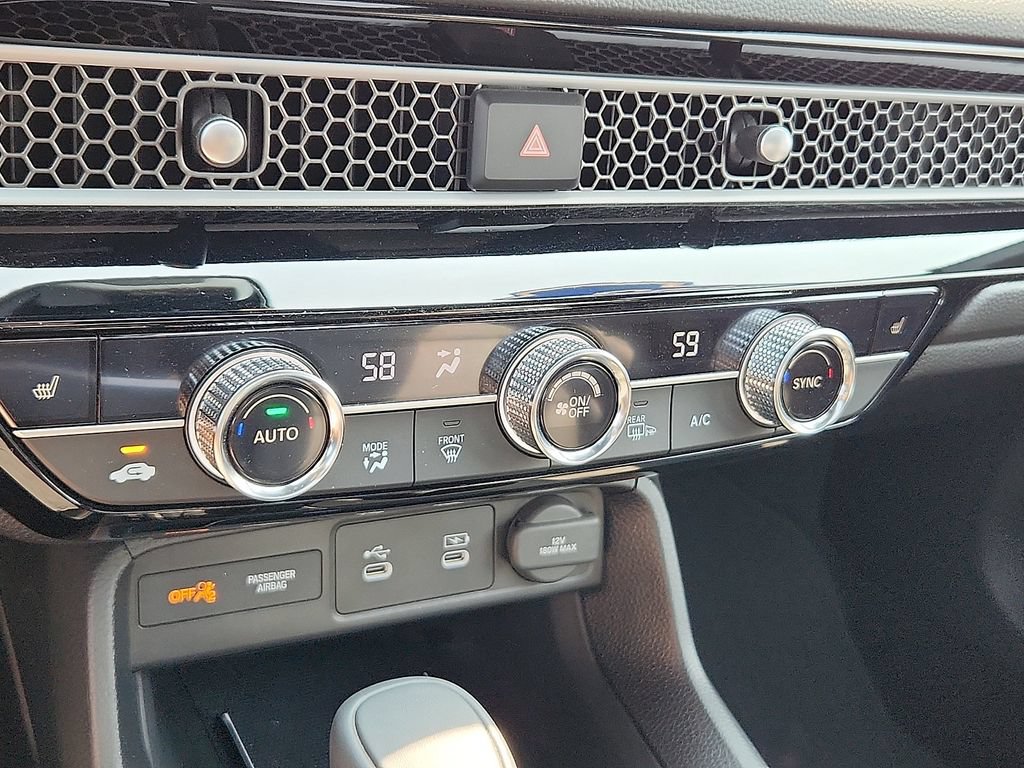 Used 2025 Honda Civic Sport image 11
