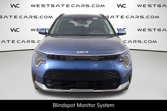 Certified 2024 Kia Niro Wind FWD image 2