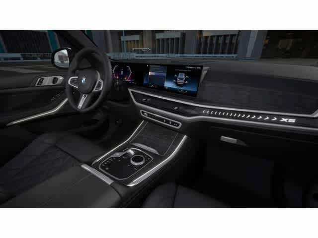 Used 2026 BMW X5 xDrive40i w/ M Sport Package AWD/4WD image 14