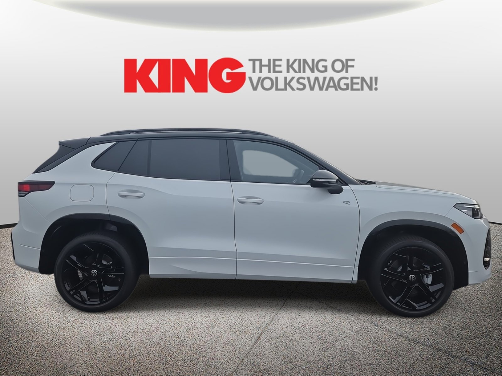 New 2026 Volkswagen Tiguan SE R-Line video 2