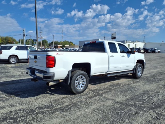 Used 2017 Chevrolet Silverado 2500 LT w/ LT Convenience Package AWD/4WD image 4