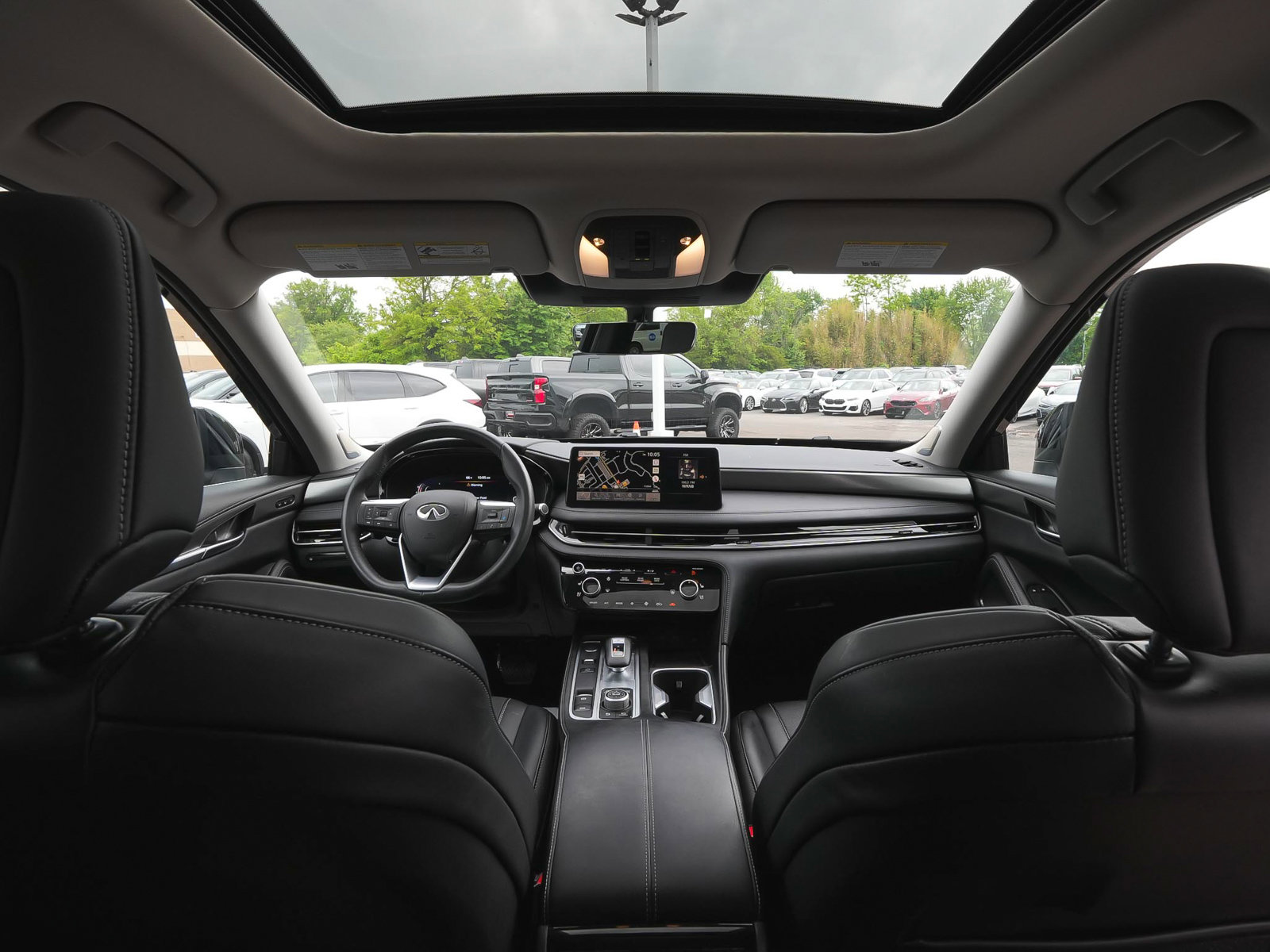 Used 2025 INFINITI QX60 Luxe AWD/4WD image 39