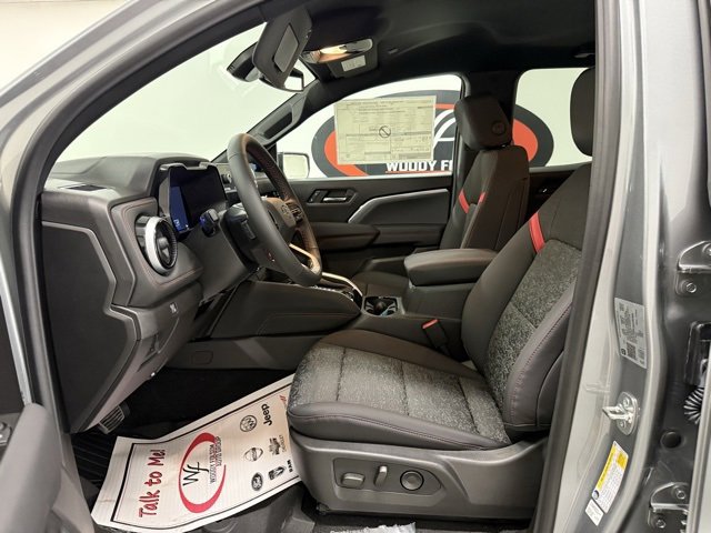 New 2025 Chevrolet Colorado Z71 image 8