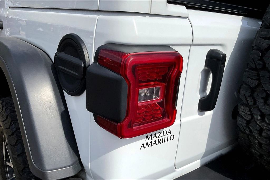 Used 2025 Jeep Wrangler Unlimited Rubicon w/ Convenience Group image 24