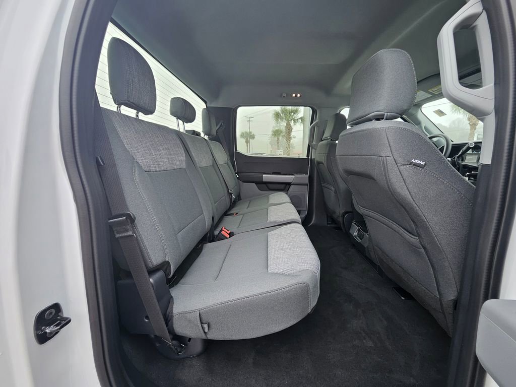 New 2026 Ford F450 XLT w/ 360-Degree Camera Package AWD/4WD image 8