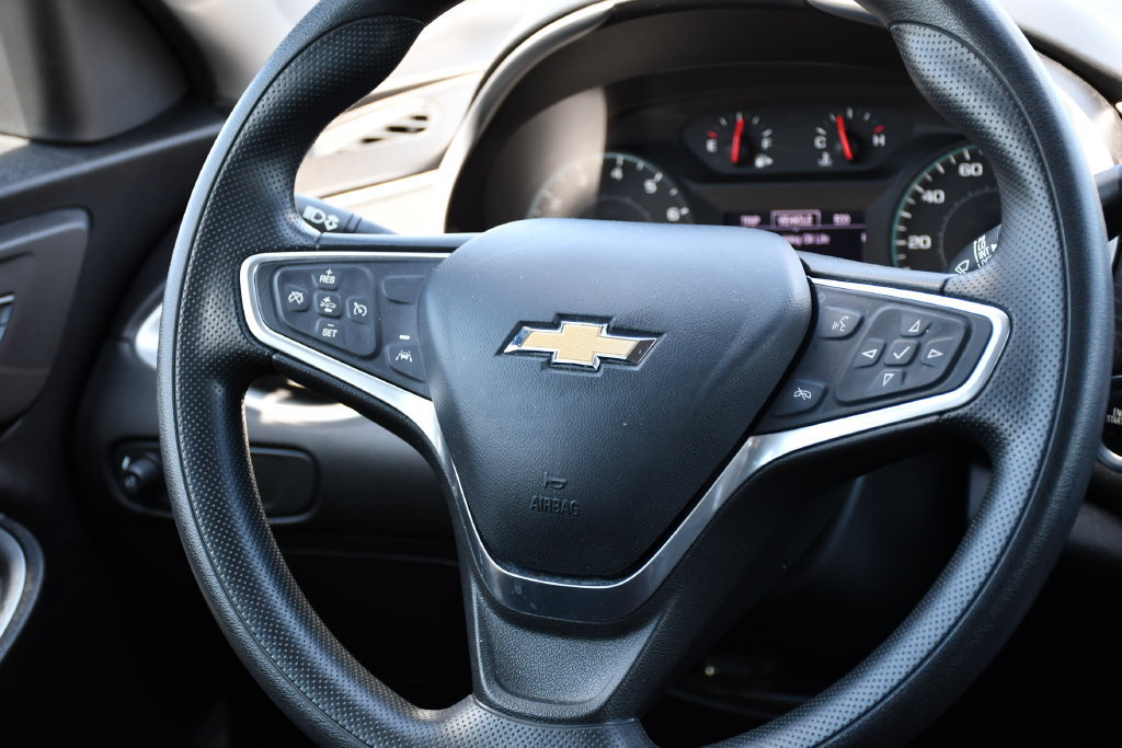 Used 2023 Chevrolet Malibu LT FWD image 25