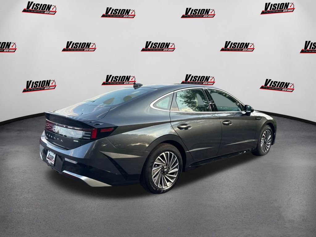 New 2025 Hyundai Sonata SEL image 5