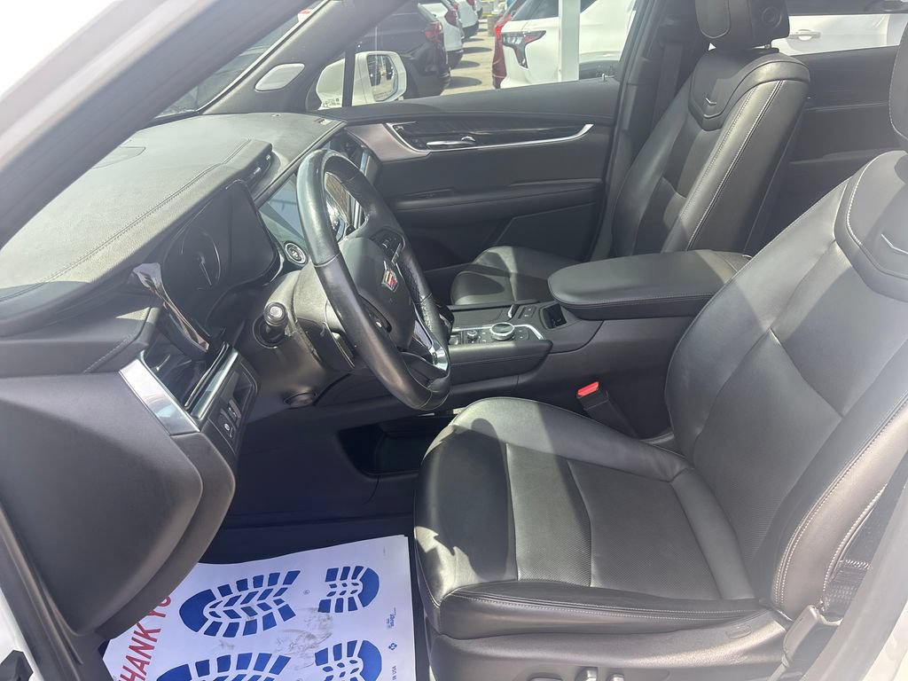 Used 2020 Cadillac XT6 Premium Luxury FWD image 14