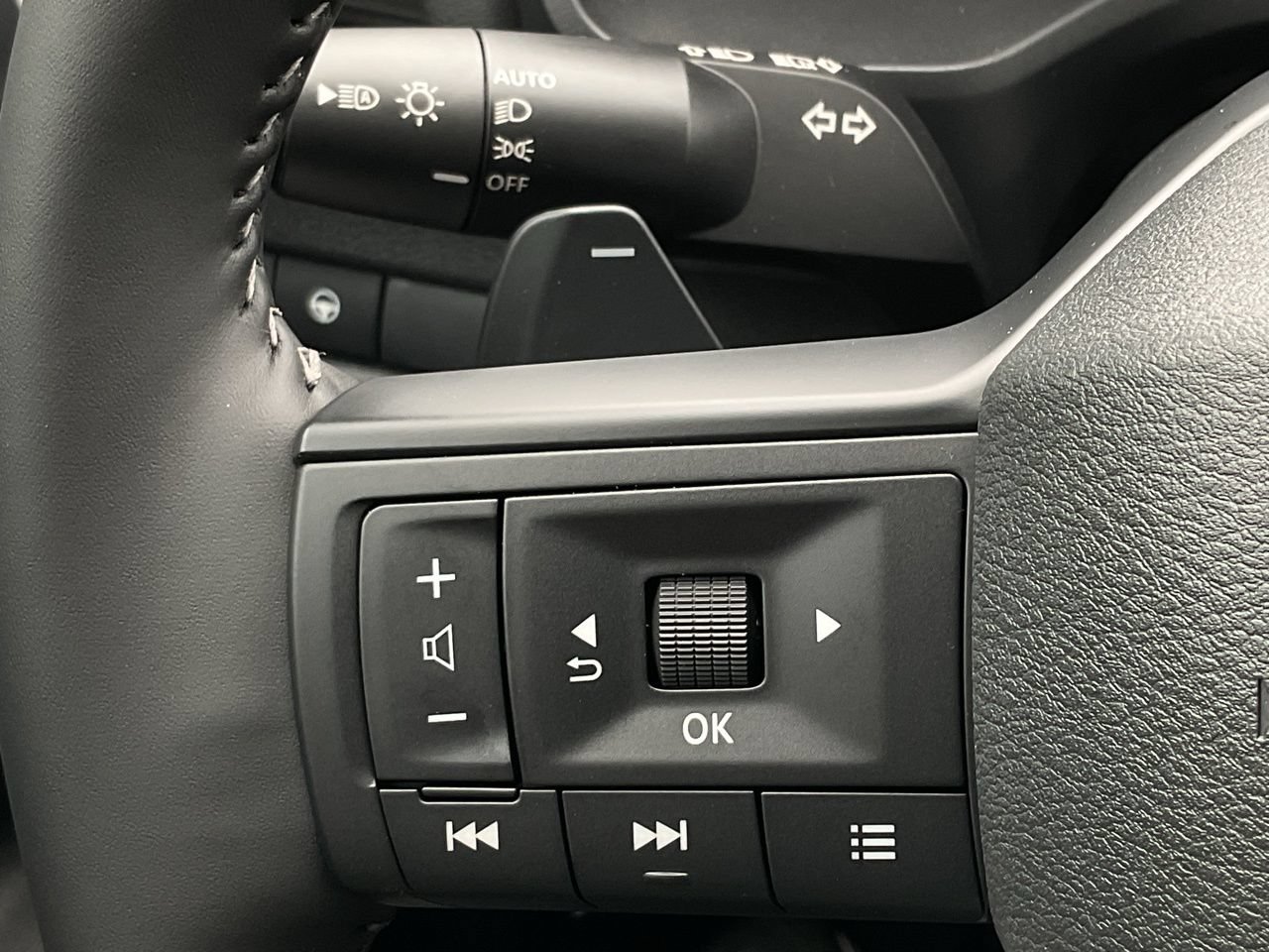 New 2026 Nissan Rogue SV w/ Cold Weather Package FWD image 21
