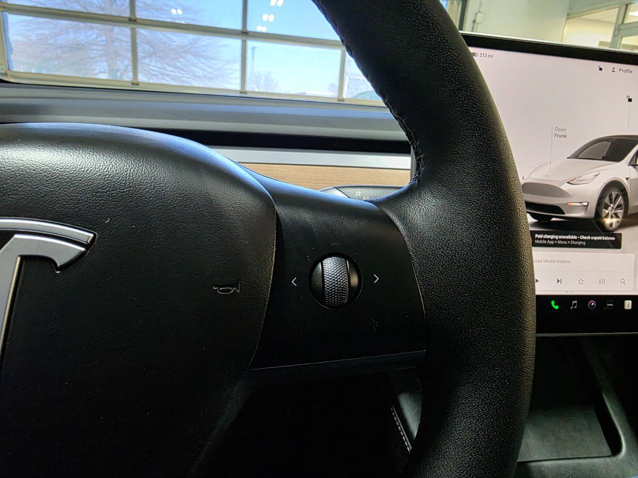 Used 2023 Tesla Model Y Long Range image 31