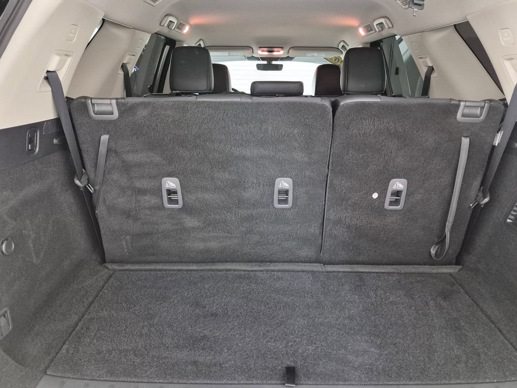Used 2025 Nissan Pathfinder SL FWD image 27