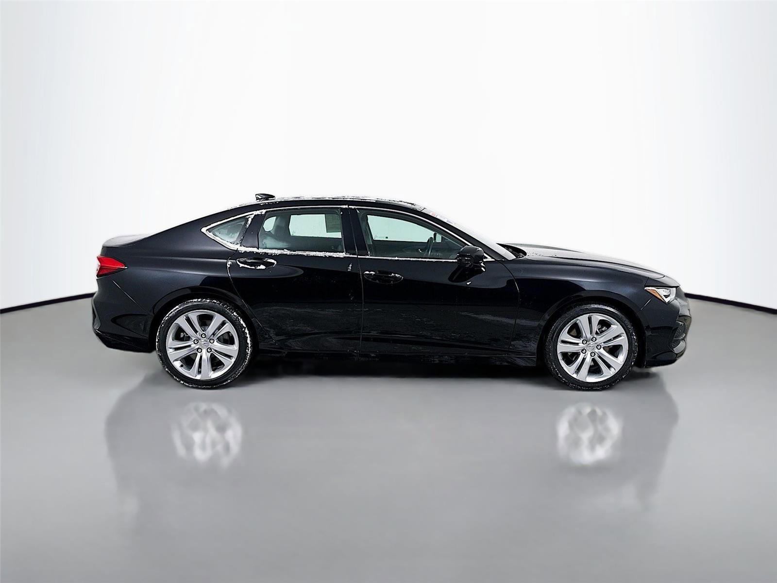 Used 2022 Acura TLX w/ Technology Package image 9