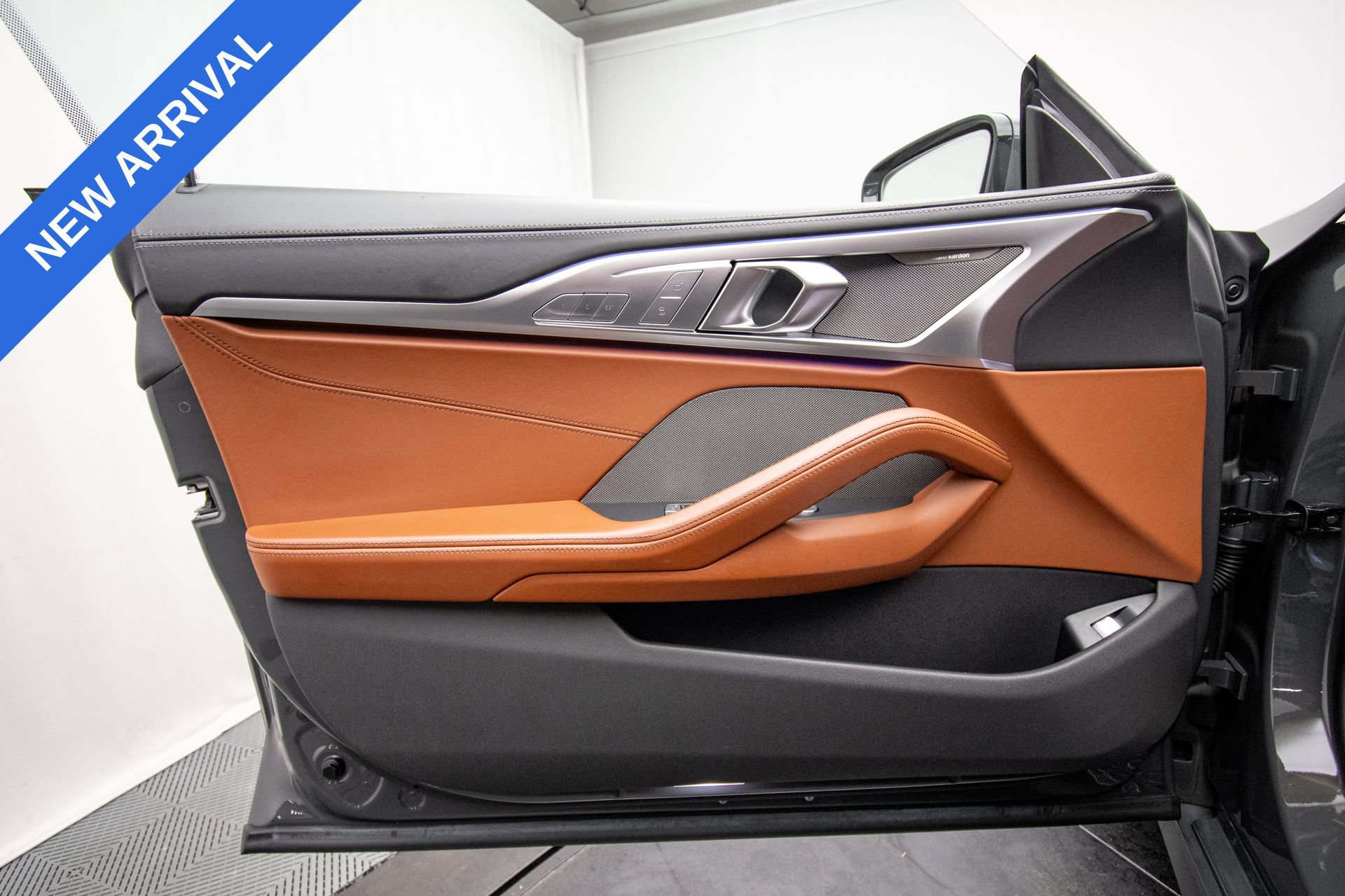 Used 2024 BMW ALPINA B8 xDrive Gran Coupe AWD/4WD image 39
