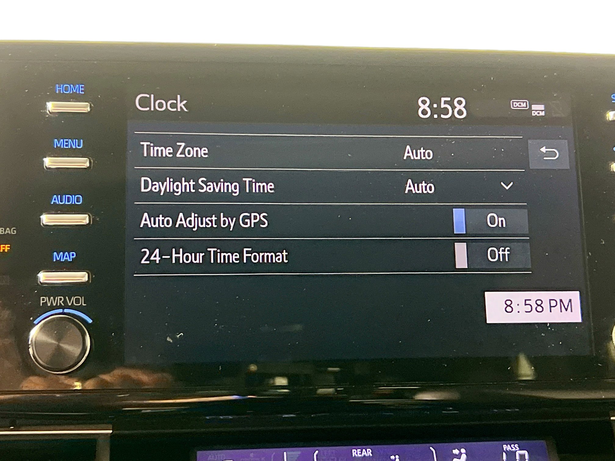 Used 2022 Toyota Sienna XLE w/ XLE Plus Package FWD image 27