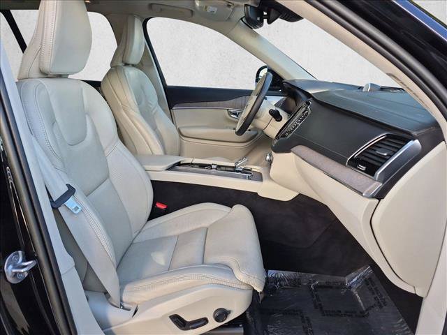 Used 2023 Volvo XC90 T8 Ultimate w/ Lounge Package AWD/4WD image 23