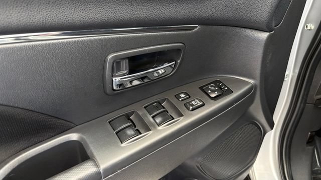 Used 2025 Mitsubishi Outlander Sport ES AWD/4WD image 14