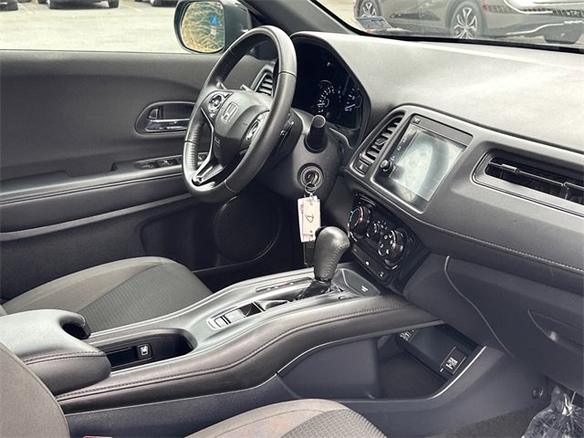 Used 2021 Honda HR-V Sport image 10