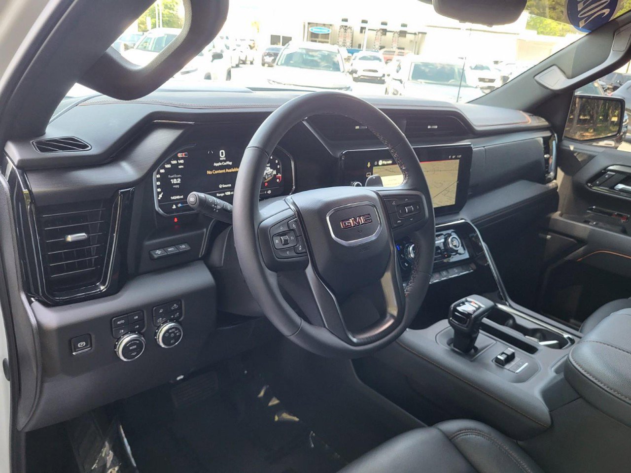 Used 2025 GMC Sierra 1500 AT4 w/ Technology Package AWD/4WD image 10