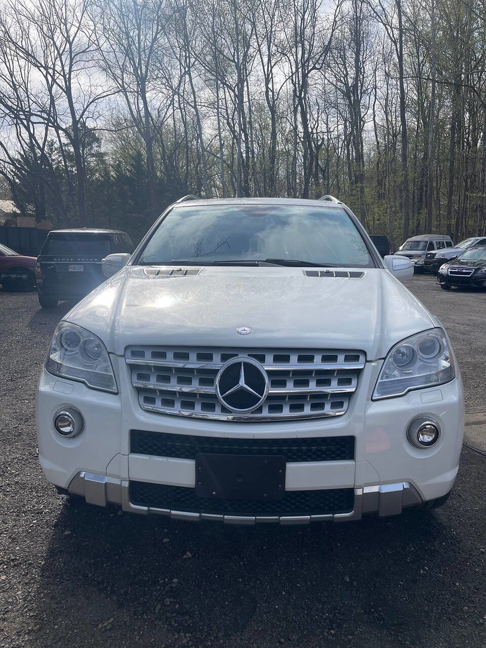 Used 2010 Mercedes-Benz ML 550 4MATIC image 3