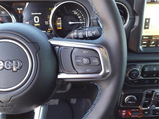 New 2023 Jeep Wrangler Unlimited Rubicon 4xe w/ Cold Weather Group image 28