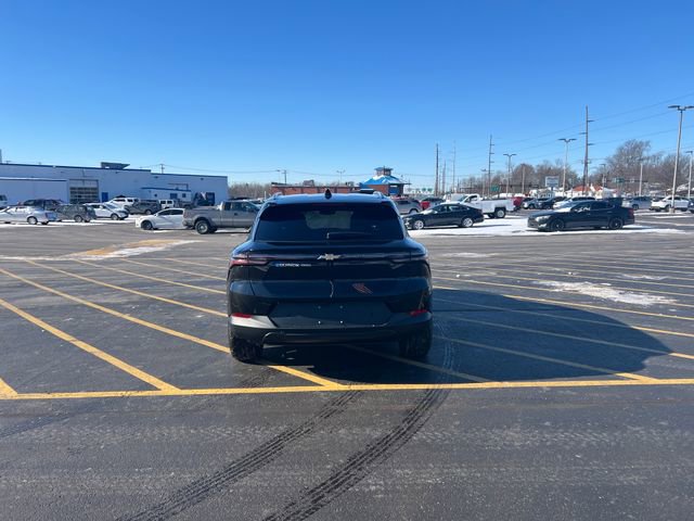 New 2026 Chevrolet Equinox EV LT w/ LPO, All-Weather Mat Package image 4